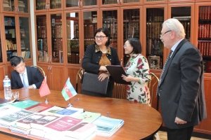 SIGNING OF AGREEMENT BETWEEN THE INSTITUTE OF ORIENTAL STUDIES AND CONFUCIUS INSTITUTE ATTACHED TO THE AZERBAIJAN UNIVERSITY OF LANGUAGES